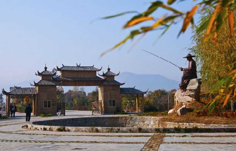 镇平县2018国庆爱我中华游玩太公湖活动