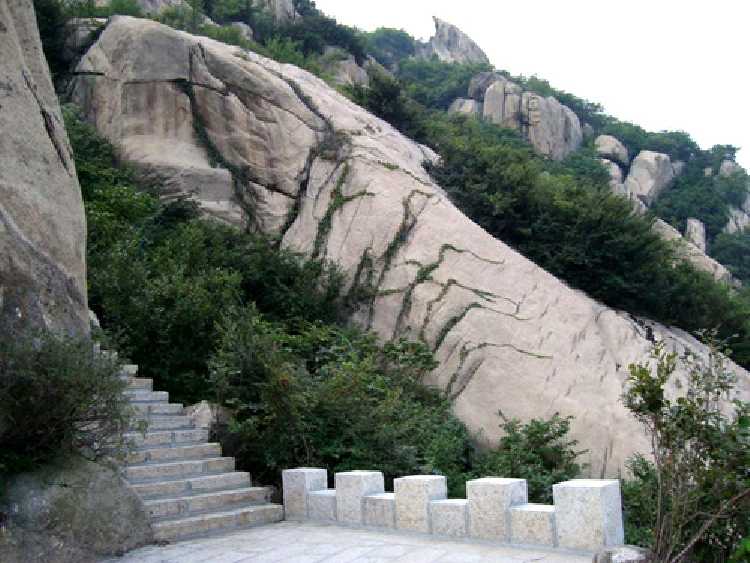 新县将军山