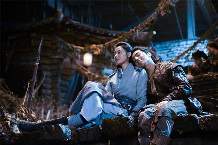 活动 > 公益电影进社区——《鲛珠传》  剧情简介  故事发生在九州,一