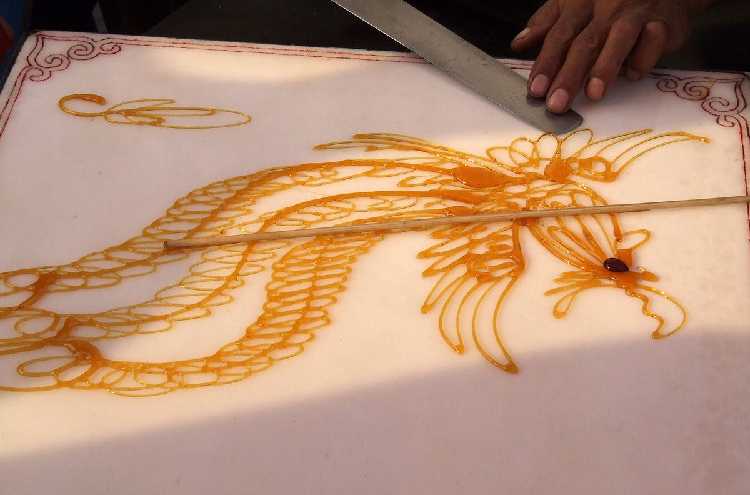 《玩转创新屋》——儿童糖画