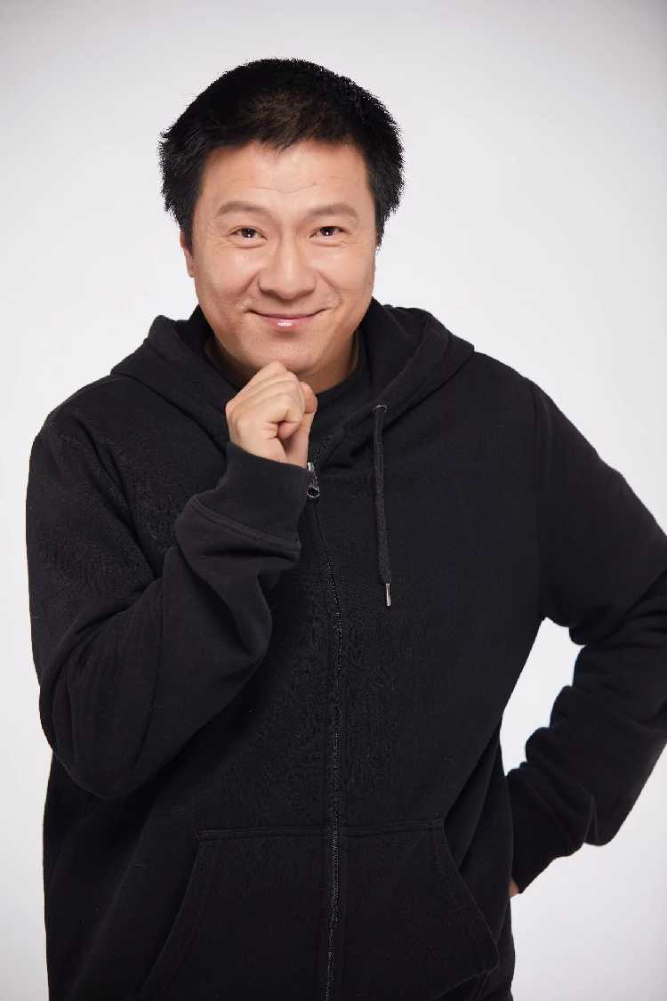 林森森(八木) 上海知名话剧演员 好戏无数 参演 音乐剧《妈妈咪逊》